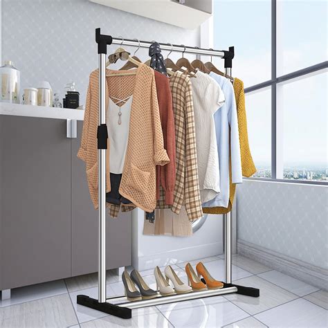 Adjustable Hanging Clothes Rack