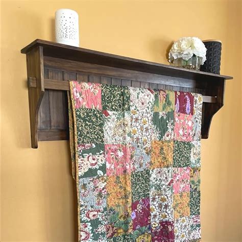 Adjustable Hanging Quilt Rack