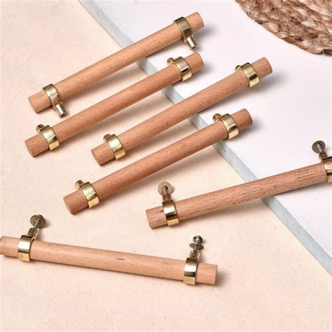 Adjustable Hardware Pulls