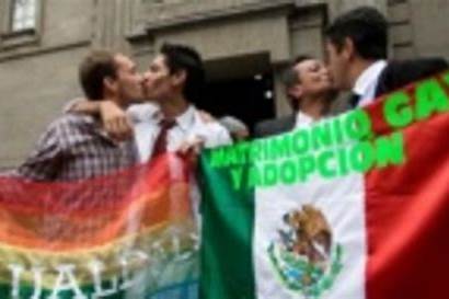 ADOPCION DE PAREJAS GAY EN MEXICO