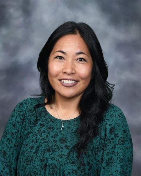 Adree Lee Fashion Designer