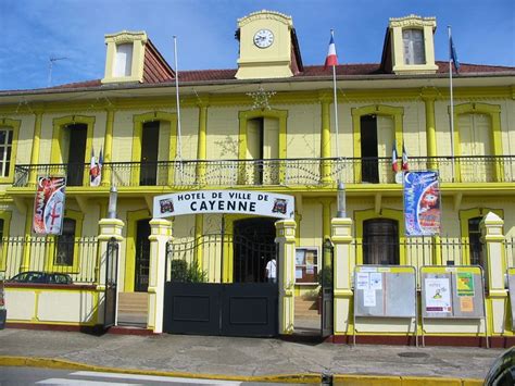 adresse de la mairie de cayenne