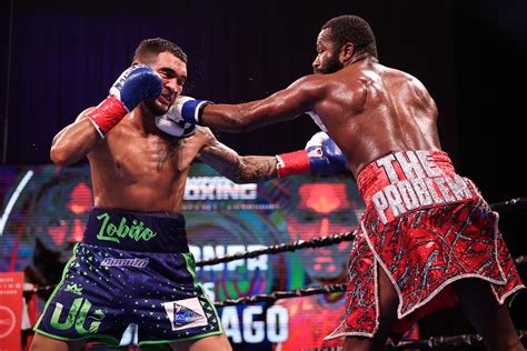 adrien broner vs santiago