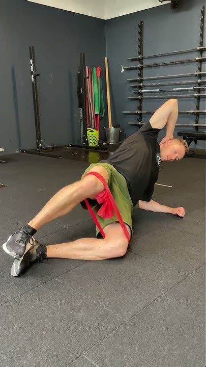 Advanced Clamshell Exercise