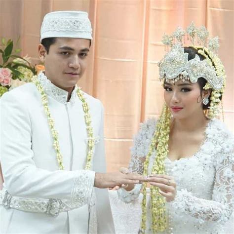 Pernikahan Adzana Bing Slamet dan Rizky Alatas, Sederhana Dihadiri Keluarga dan Sahabat Dekat