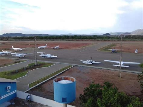 aeroporto mais perto de guanambi