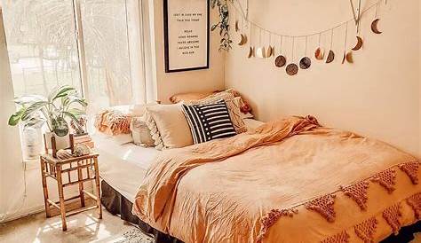 24 Basics of Aesthetic Room Bedrooms Room inspiration bedroom