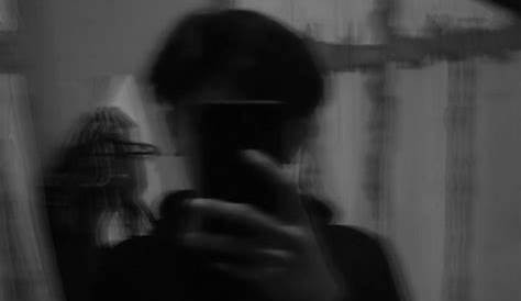mirror shot di 2021 Fotografi pria, Gambar gelap, Gambar pacar