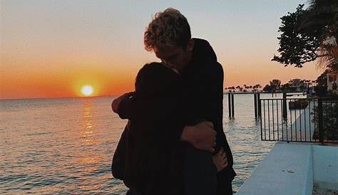Aesthetic Cute Couple Sunset Pictures When Both Of You Don T Want To