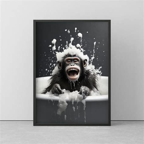 süßer Affe, der ein Bad in der Badewanne nimmt. Tierkarikaturkonzept isoliert. kann für TShirt