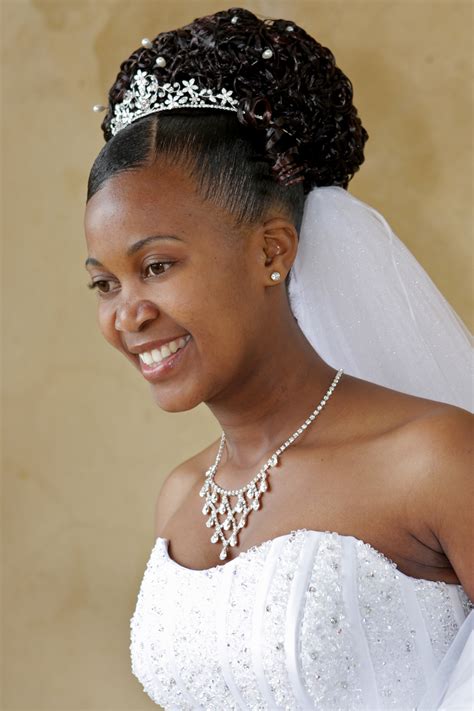 10 Stunning Wedding Hairstyles for Black Women