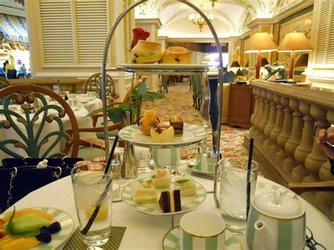 afternoon tea at petrossian