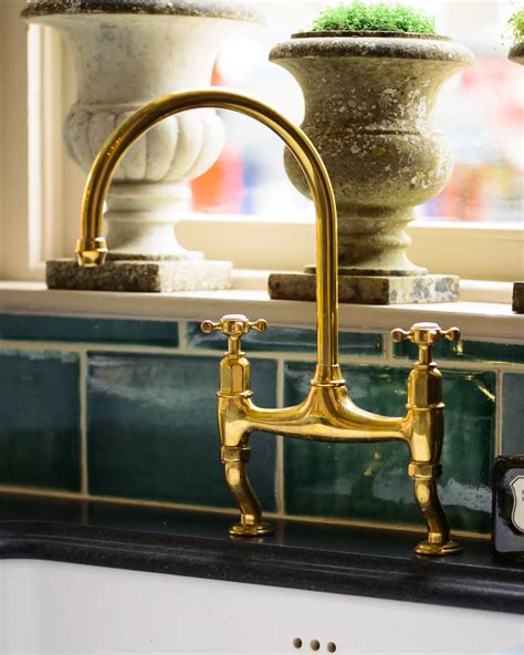 Aged Brass Kitchen Taps Uk
