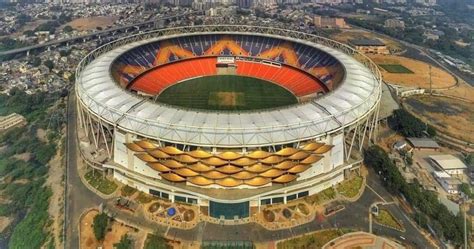 ahmedabad cricket stadium capacity