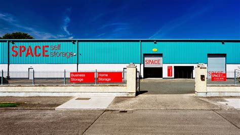 air & space self storage