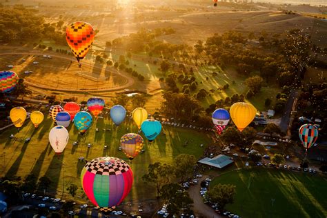 air balloon trips in australia