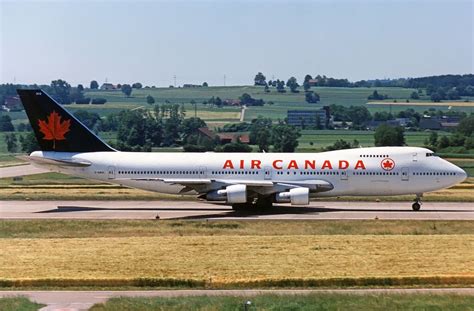 air canada boeing 747-200