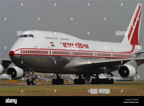 air india boeing 747 jumbo jet