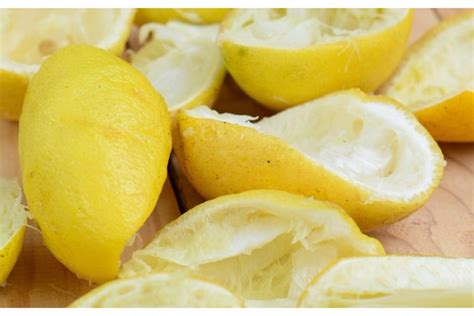 air lemon mencerahkan kulit