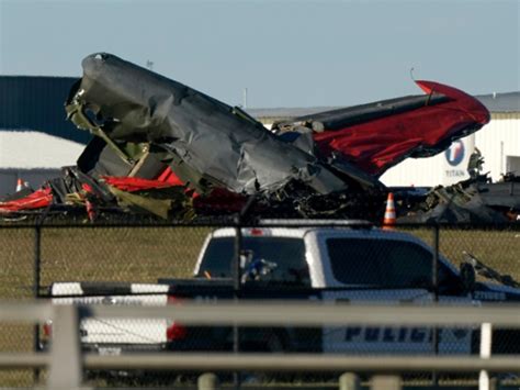 air show crash today video