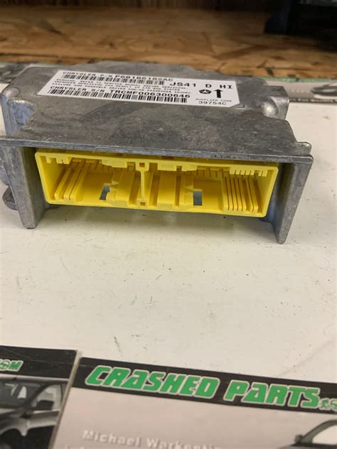 Airbag Control Module Chrysler 200