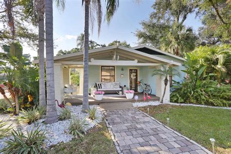 airbnb tampa florida area