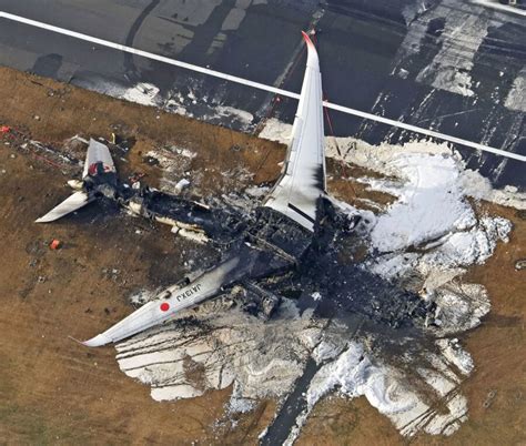 aircraft crash in japan