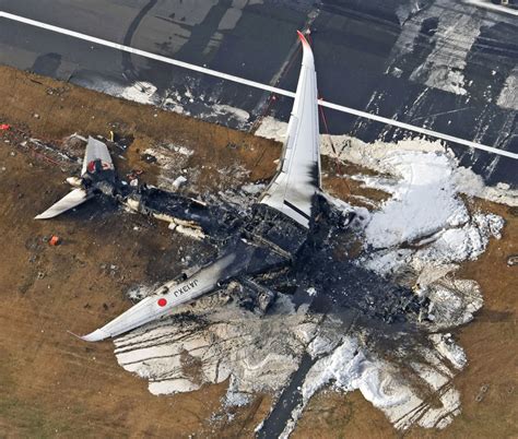 aircraft fire in japan