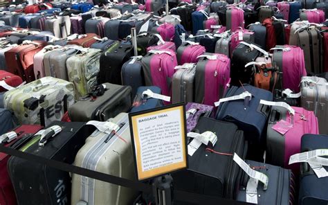 airlines auction lost luggage