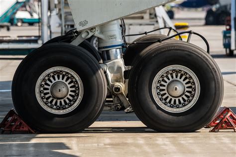 Airplane For Wheels