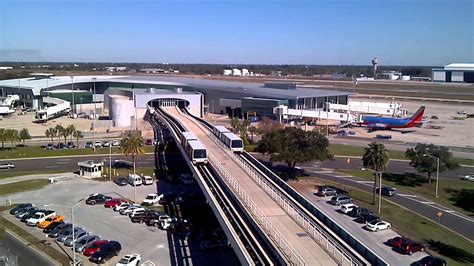 airport shuttle service in the tampa bay area