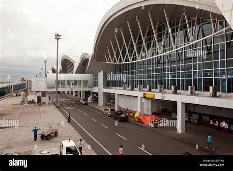 airports in sulawesi