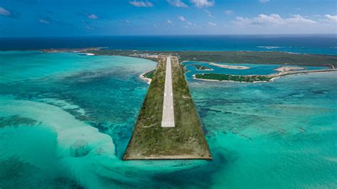 airports in turks and caicos islands