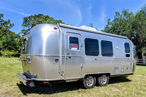 airstream 23fb flying cloud for sale
