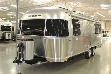 airstream flying cloud 25fb twin