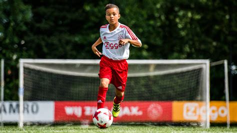 ajax amsterdam jugendakademie