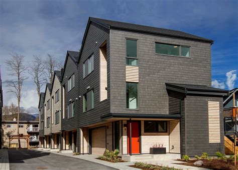 Spotlight KSQ's Design for 25 Greek Chapter Houses at TCU KSQ Design