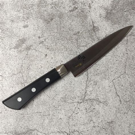 akane hiyama knives
