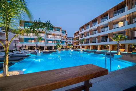 akasha beach hotel and spa reviews