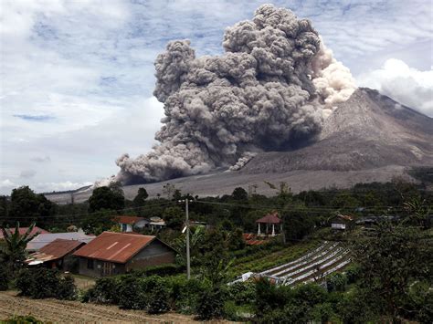 akibat erupsi gunung berapi