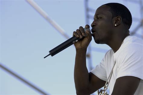 akon provides electricity to africa