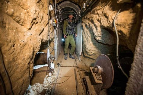 al jazeera hamas tunnels