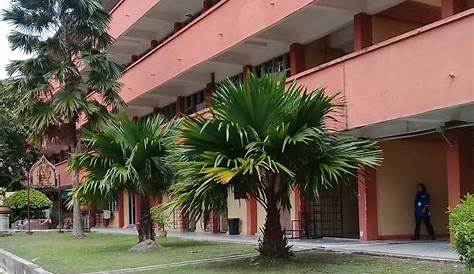 Kolej Vokasional Shah Alam di bandar Shah Alam