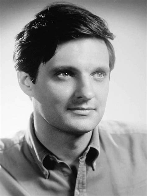 alan alda young