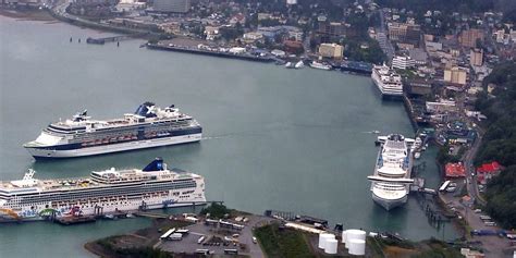 alaska cruise ship docking schedule