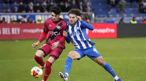 Alavés vs Rayo Vallecano: Who Will Triumph in This High-Stakes Showdown