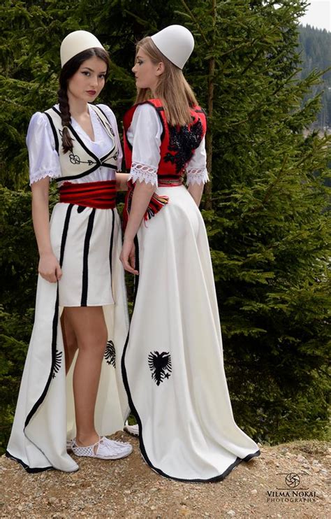 Traditional Albanian clothing Abiti tradizionali, Uomini, Accessori