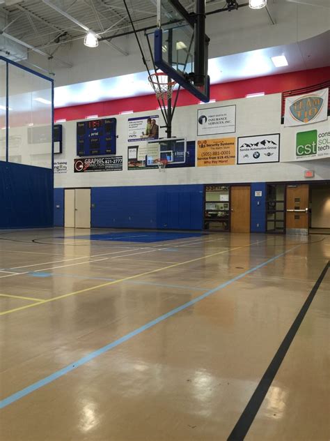 albuquerque community centers with gyms