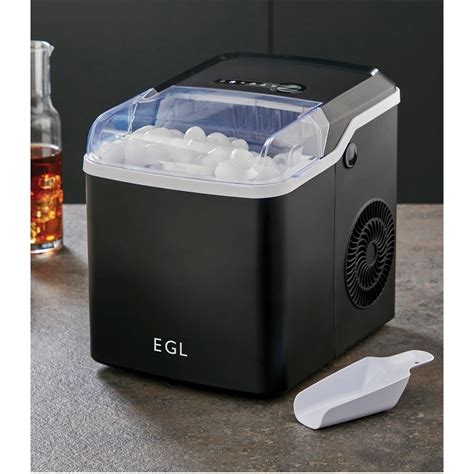 Aldi Is Selling A Mini Countertop Ice Maker And My Life Is Now Complete