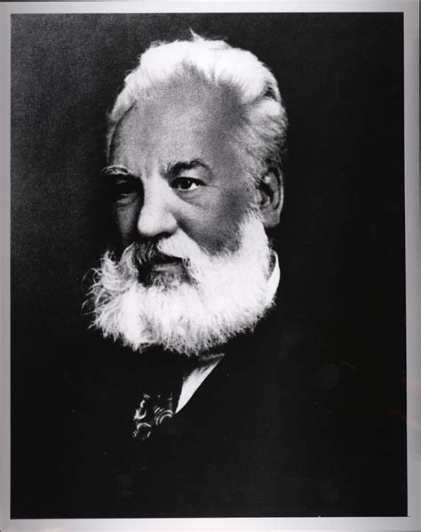 Alexander Graham Bell He invented the telephone [PPTX Powerpoint]
